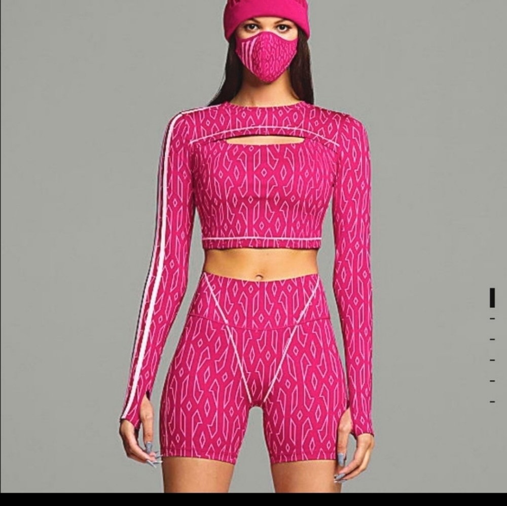 NWT ivy park short
